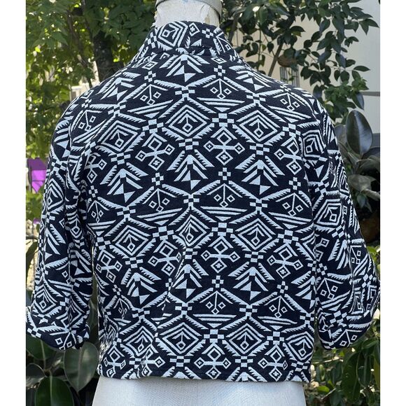 Black and White Geometric Bralette and Jacket Set Cotton Weave - Size M - Picture 2 of 10